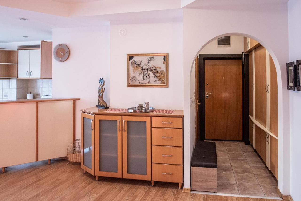 Apartment Emilija สโกเปีย ภายนอก รูปภาพ
