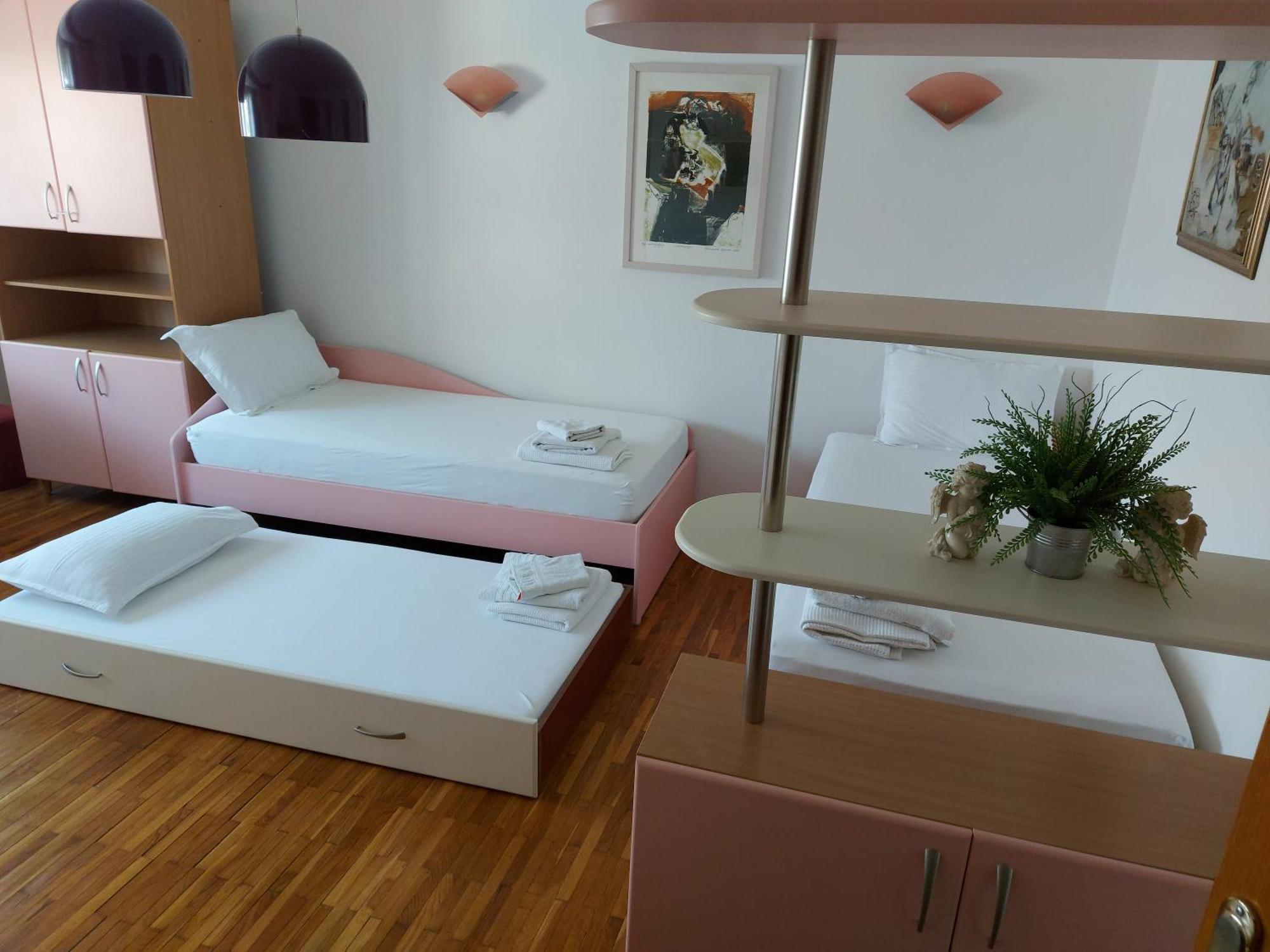 Apartment Emilija สโกเปีย ภายนอก รูปภาพ